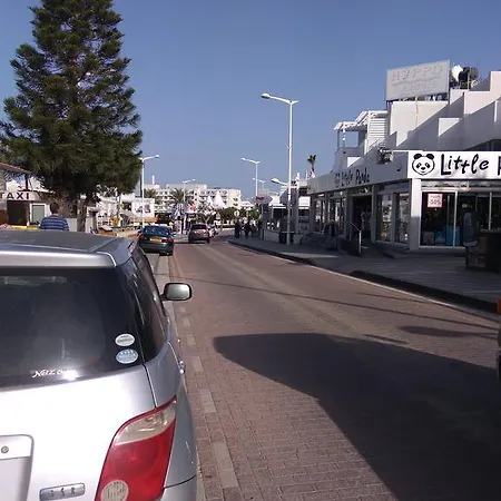 Lägenhet Protaras Blue Sea