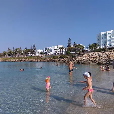 Lägenhet Protaras Blue Sea
